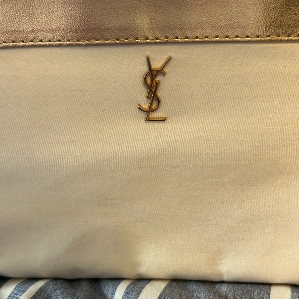 Yves Saint Laurent White Satin Clutch with Gold Accent - Picture 4 of 10
